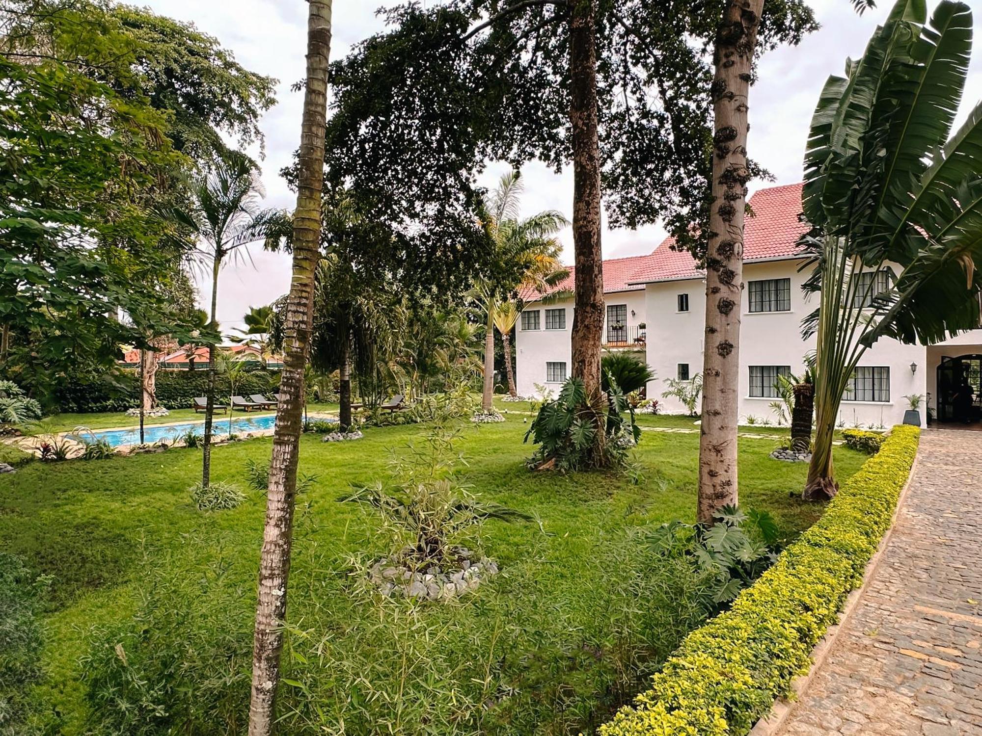 Brubru Lodge Moshi Exterior photo